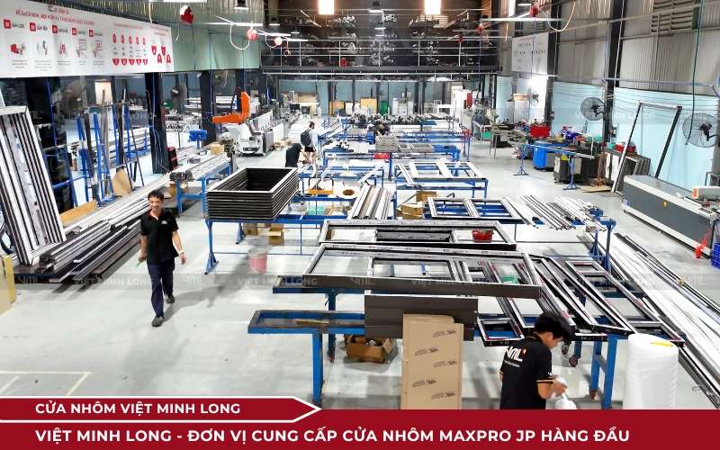cửa biệt thự hiện đại